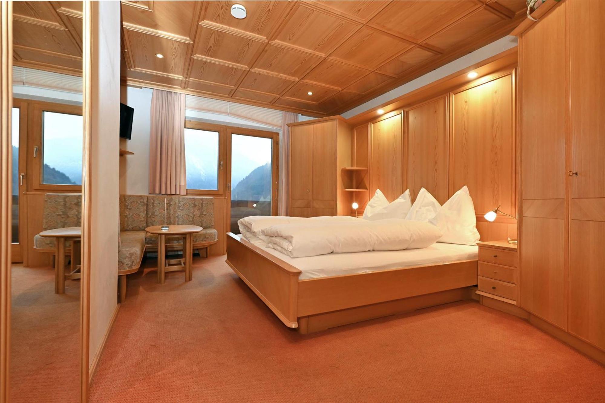 Gaestehaus Rundblick Schruns Buitenkant foto