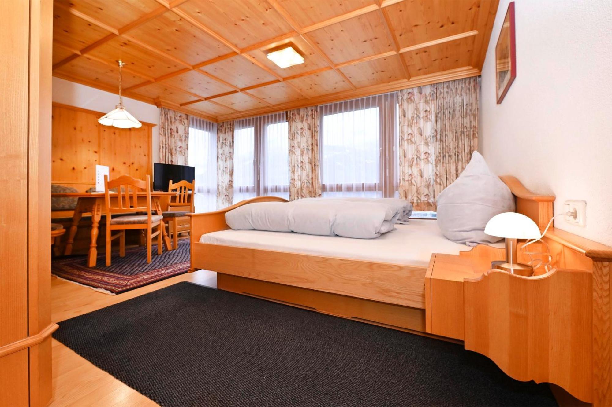 Gaestehaus Rundblick Schruns Buitenkant foto